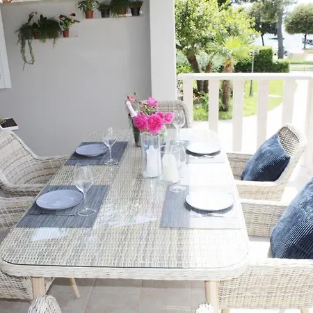Nyaraló House Punta Ii *